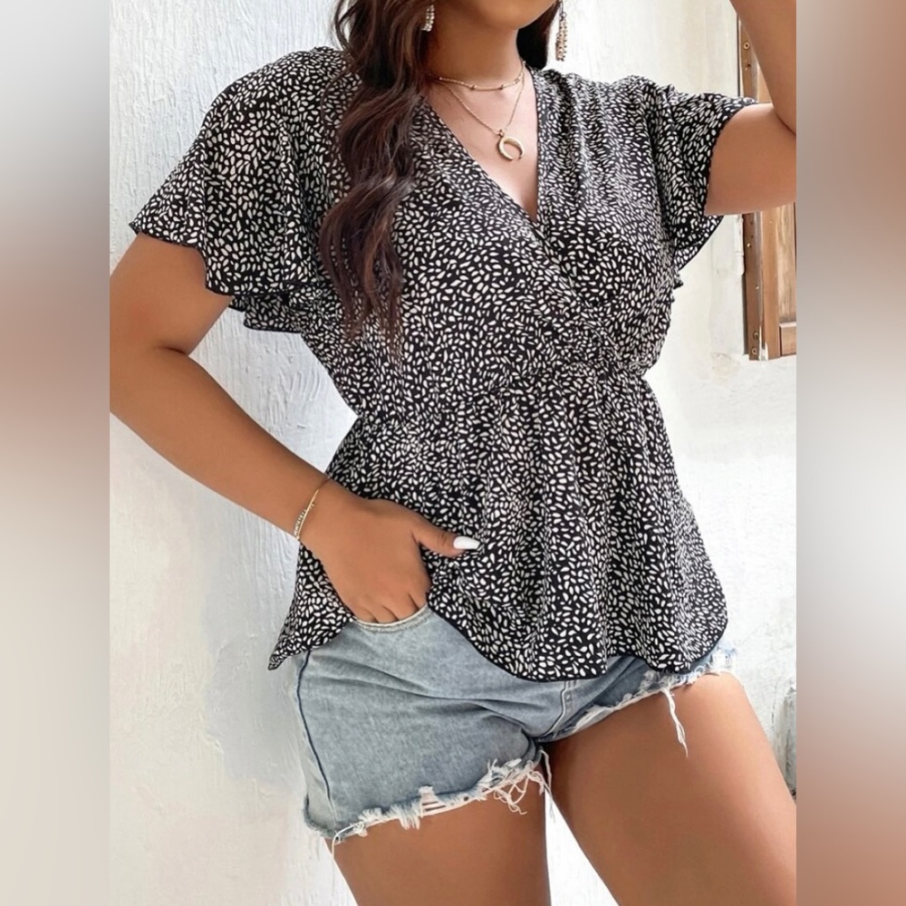 Women’s SheIn Size 1XL Blouse